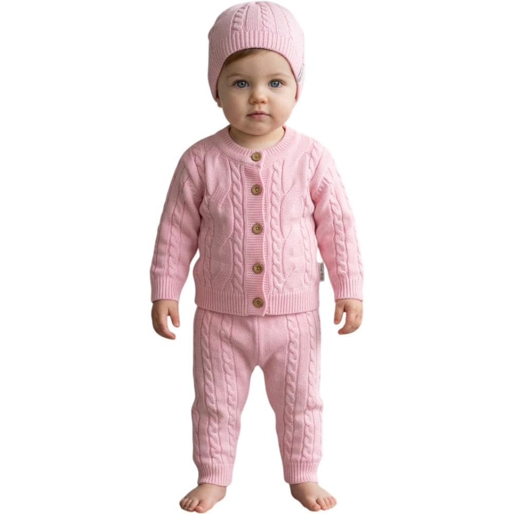 Üç parçadan oluşan triko hırka, pantolon ve şapkalı bebek (1/5)