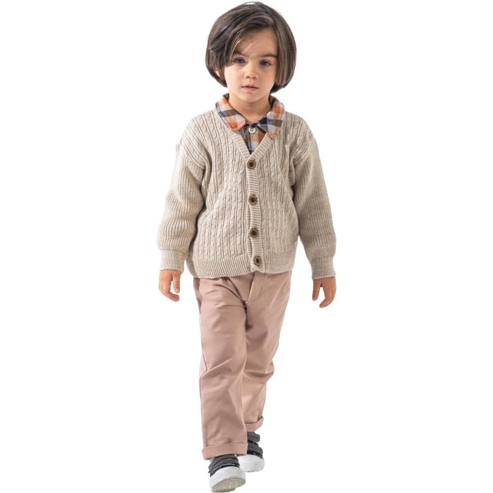 Hırka, pantolon, yakalı gömlekli üçlü takım (1/3)